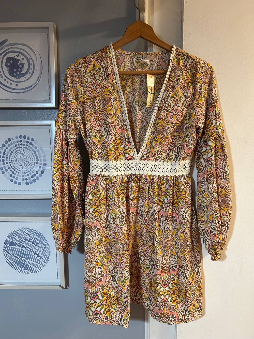 NWT Love Squared Woman’s Junior long sleeves Dress Size M
